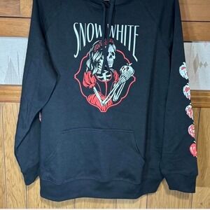 Torrid Disney Snow White hoodie with red accents Size 2 NEW